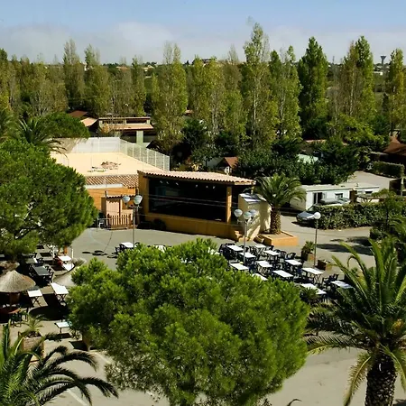 Camping Les Salins De La Gardiole, Mobile 6 Personnes Campsite Vic-la-Gardiole